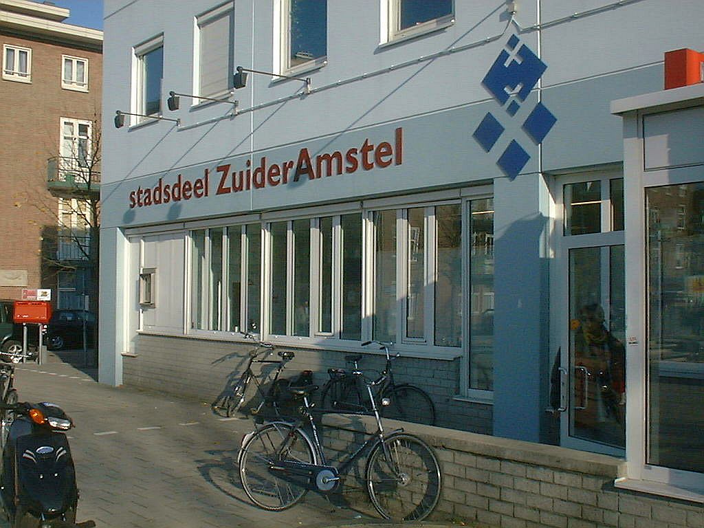 Stadsdeelkantoor Rivierenbuurt - Amsterdam