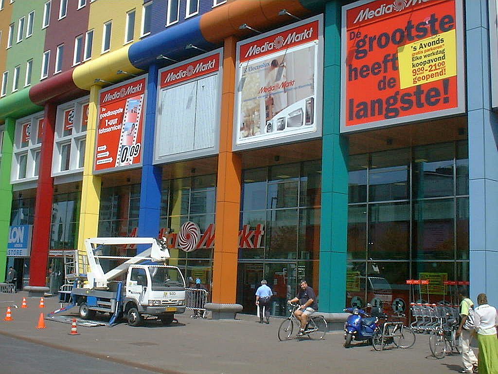Arena Boulevard - Media Markt - Amsterdam