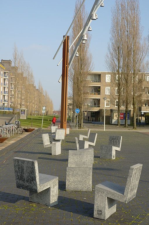 Cruquiusweg - Straatmeubilair voor het Int. Instituut van Sociale Geschiedenis - Amsterdam