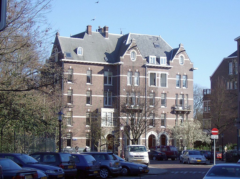 Oranje Nassaulaan - Amsterdam