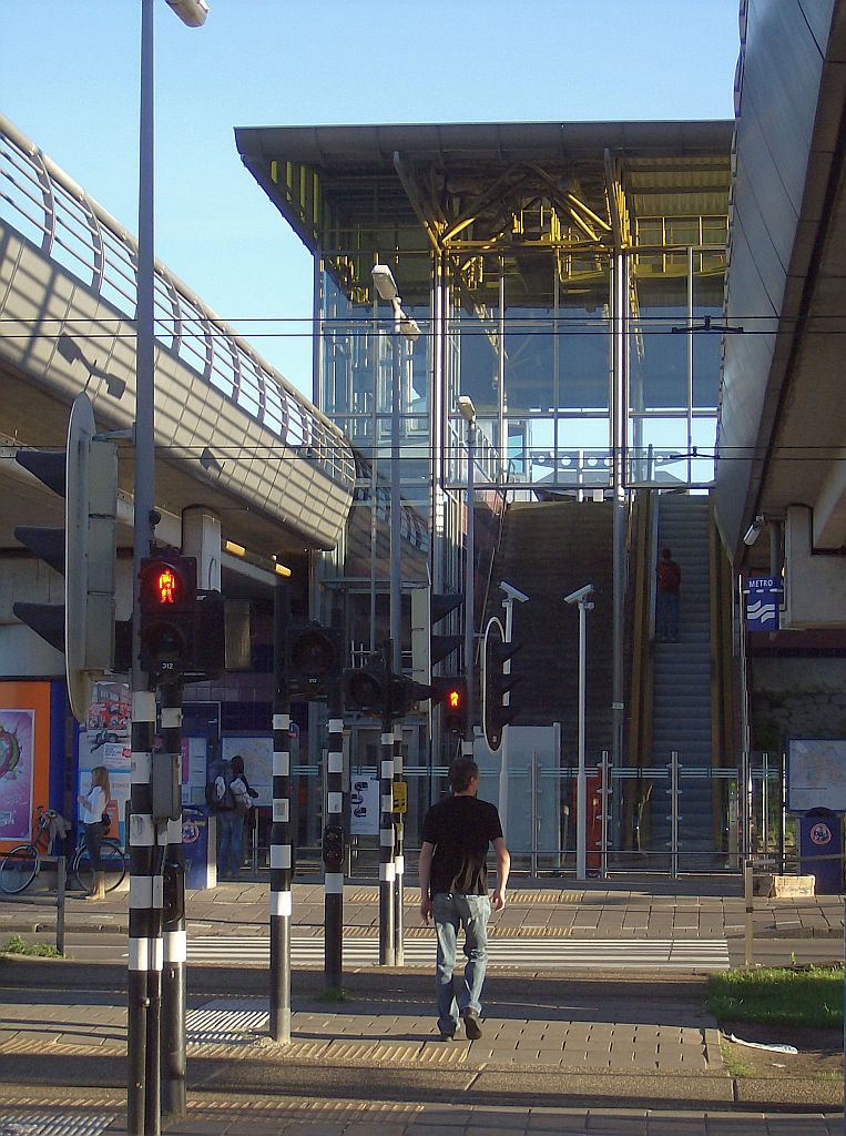 Metrostation Jan van Galenstraat - Amsterdam