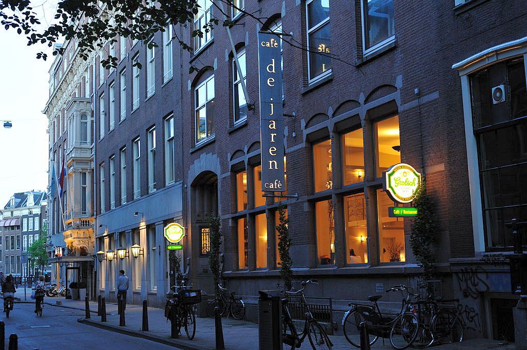 Nieuwe Doelenstraat - Cafe de Jaren - Amsterdam