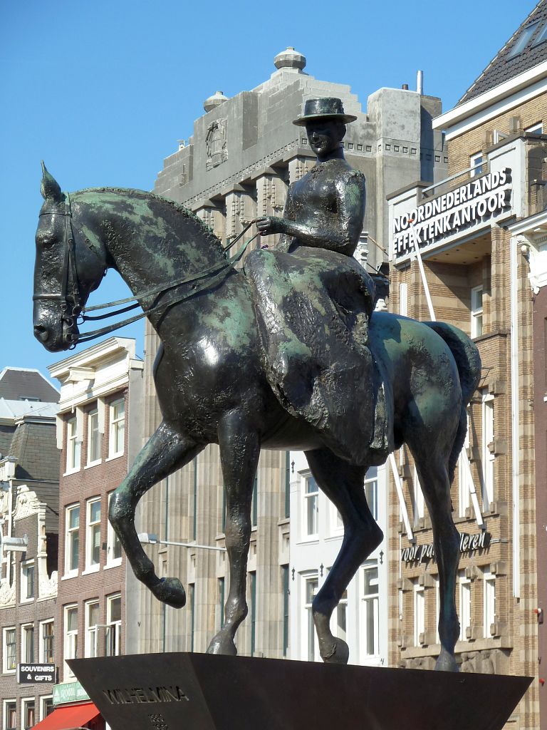Koningin Wilhelmina - Amsterdam