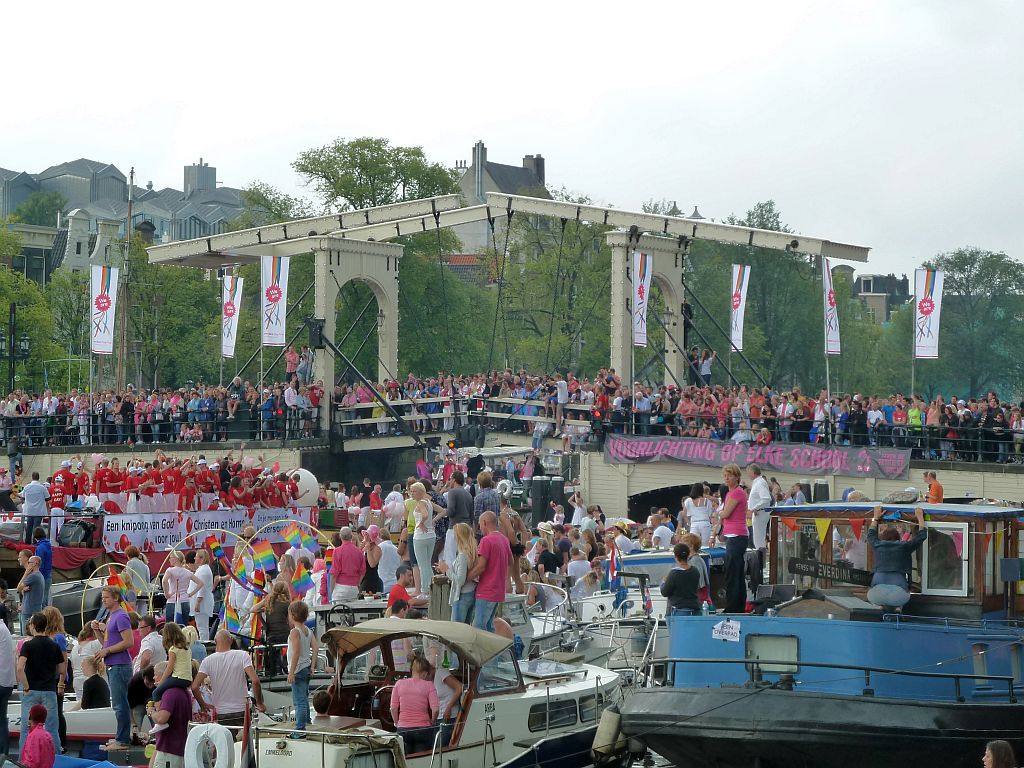 Canal Parade 2011 - Magere Brug - Amsterdam