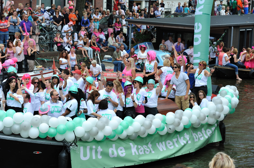 Canal Parade 2012 - Deelnemer FNV Vakcentrale - Amsterdam