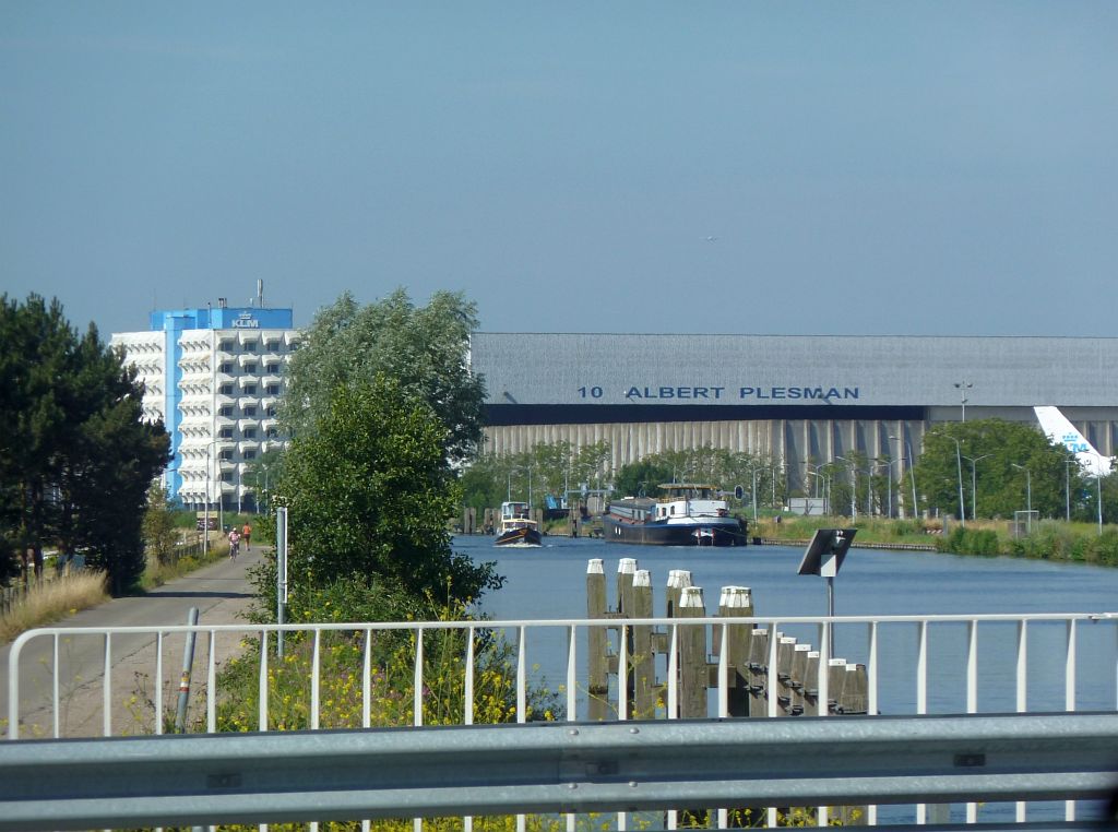 Hangar 10 Albert Plesman - Ringvaart van de Haarlemmermeerpolder - Amsterdam