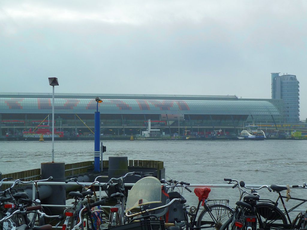 Het IJ - Centraal Station - Amsterdam