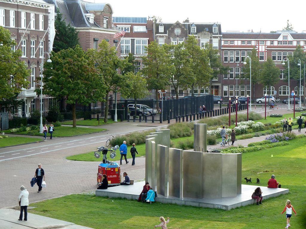 Monument Vrouwen van Ravensbruck 1940-194 - Amsterdam