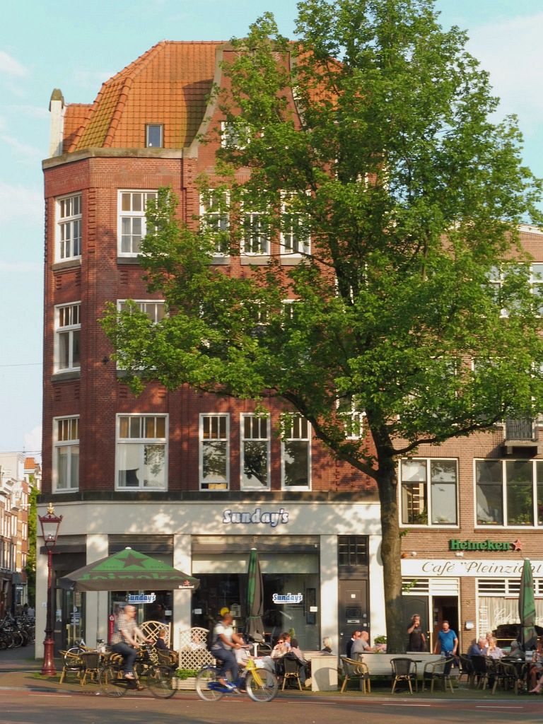 Haarlemmerplein - Amsterdam