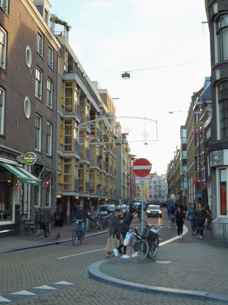 Sint Antoniesbreestraat - Amsterdam
