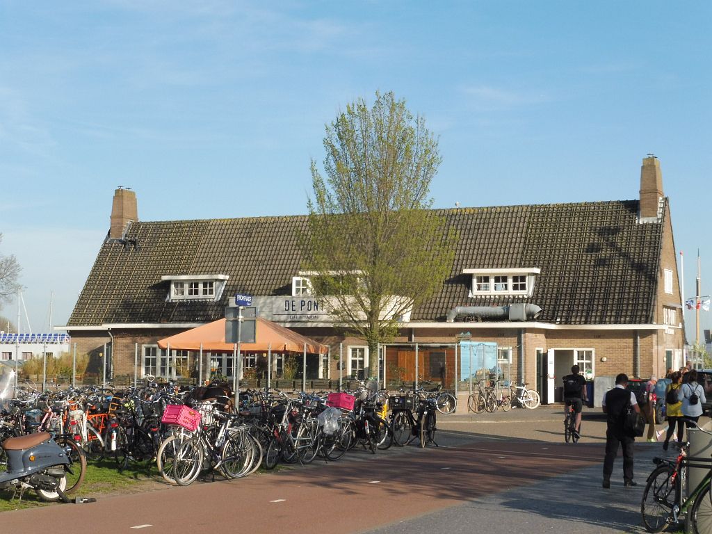 Cafe de Pont - Amsterdam