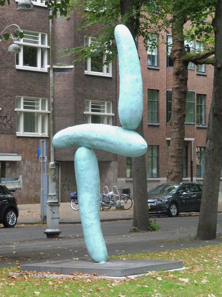 ArtZuid 2019 - Erwin Wurm - Salatgurken Modernistisch - Amsterdam