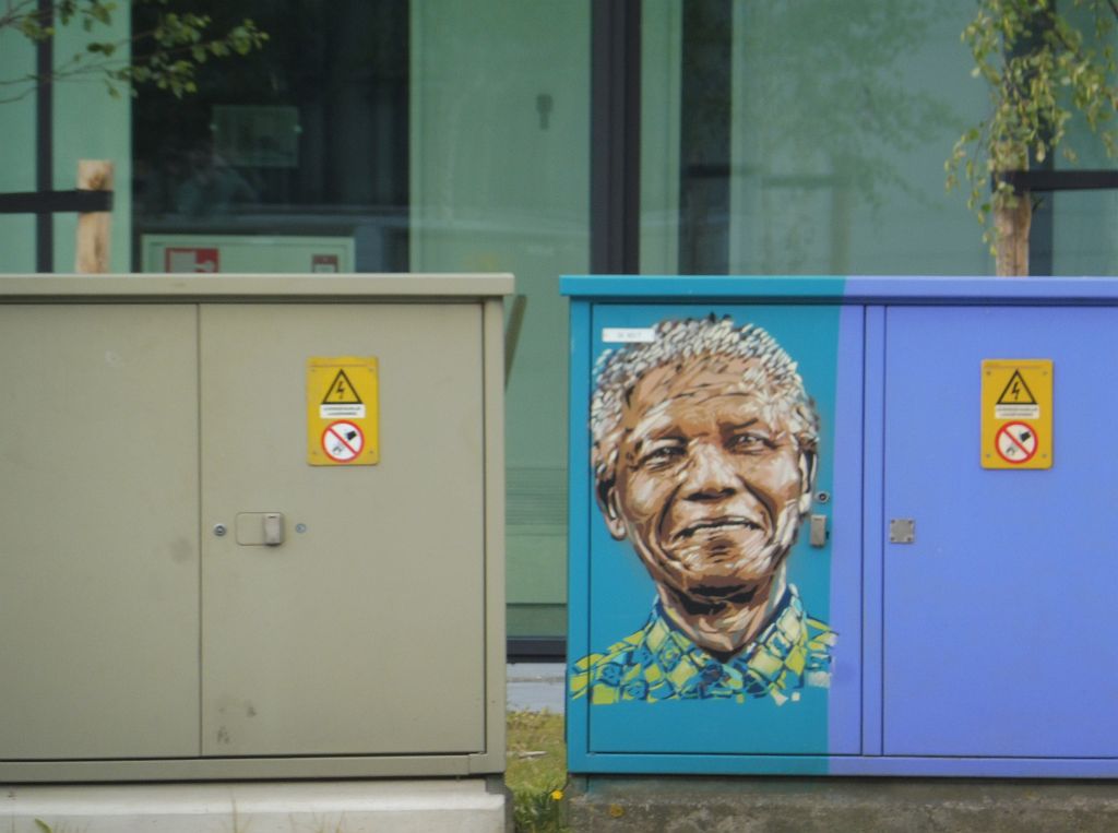BTOY Streetart Schiphol - Nelson Mandela - Amsterdam