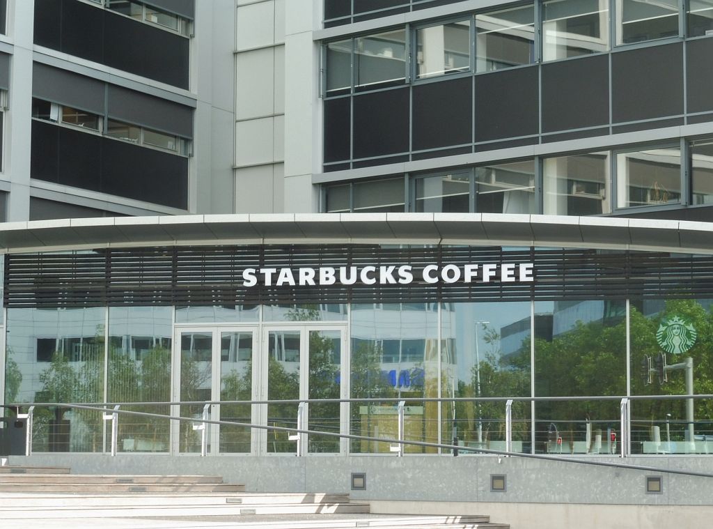 The Base - Starbucks - Amsterdam