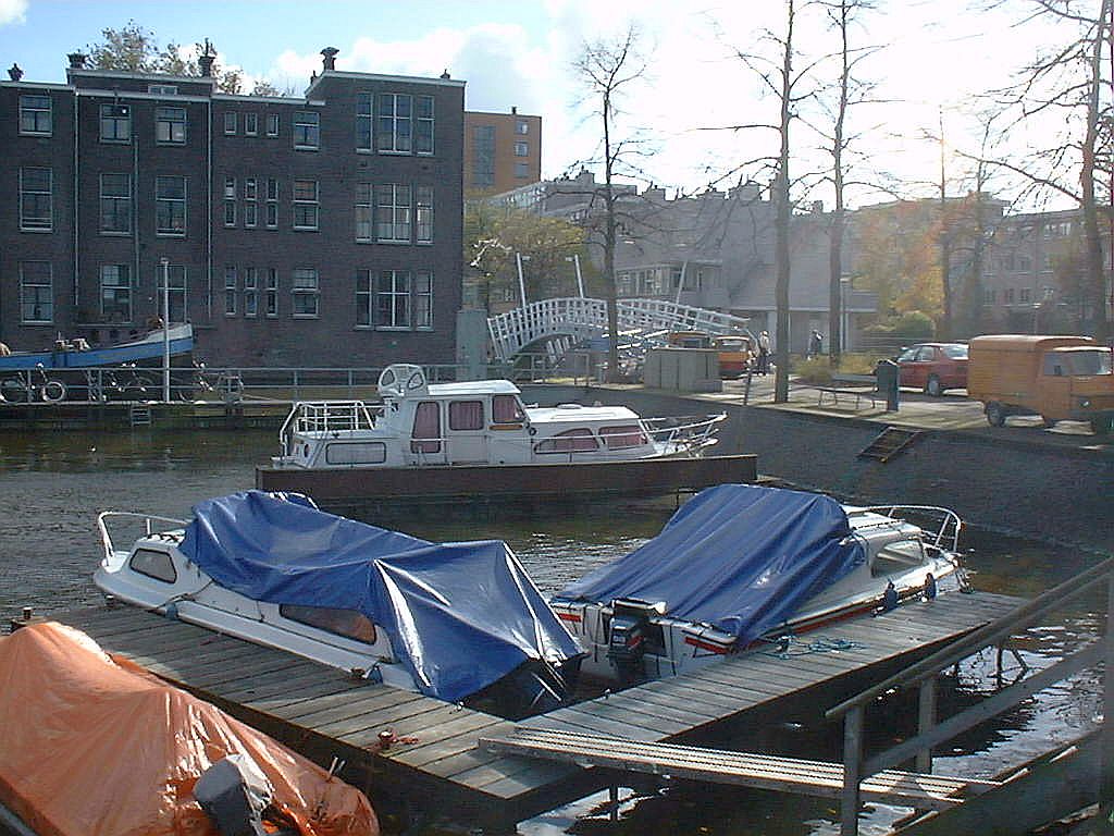 Haventje Kattenburgerkade - Zebrabrug - Amsterdam