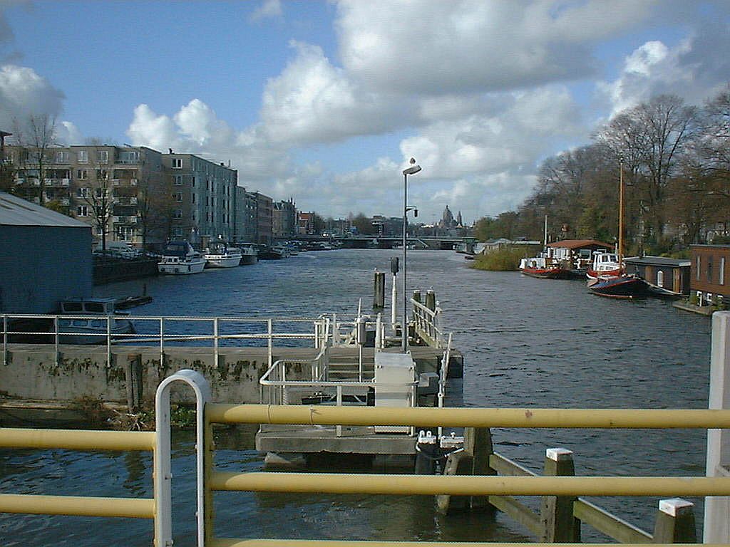Pelikaanbrug (Brug 277) over de Nieuwevaart - Amsterdam