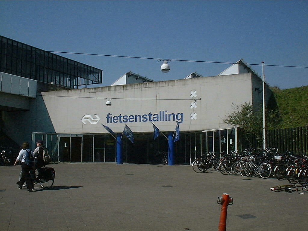 Station Amsterdam RAI - Fietsenstalling - Amsterdam