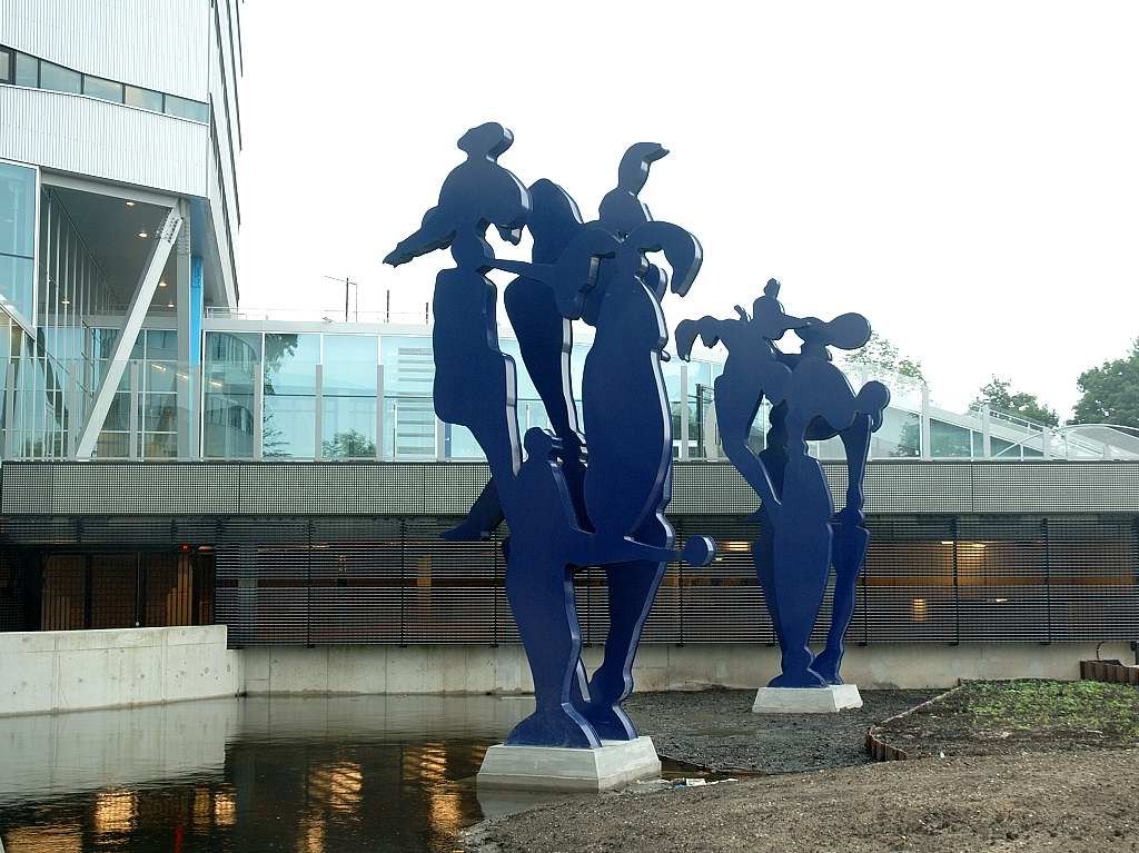 Titelloze dubbele sculptuur van Ton Zwerver - DWR - Hoogheemraadschap Amstel Gooi en Vecht - Amsterdam