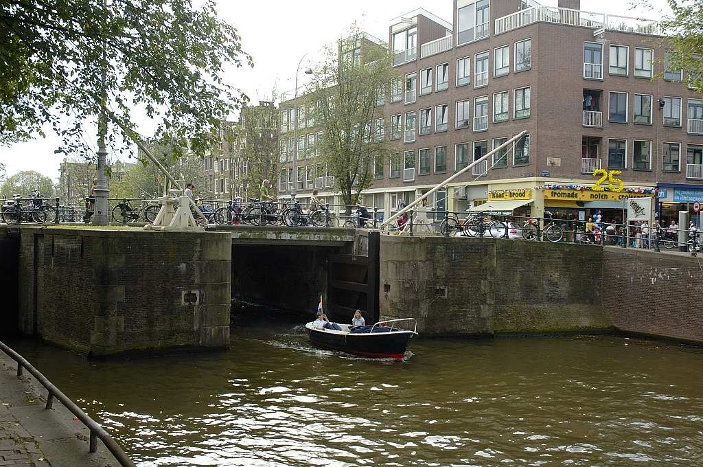 De Eenhoornsluis - Amsterdam