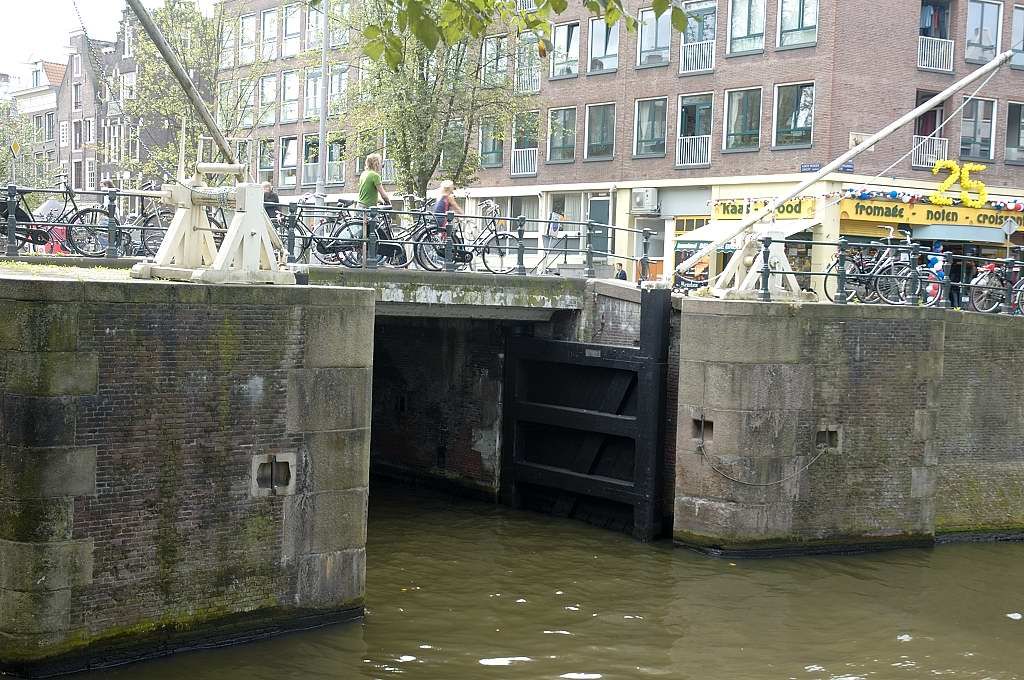 De Eenhoornsluis - Amsterdam
