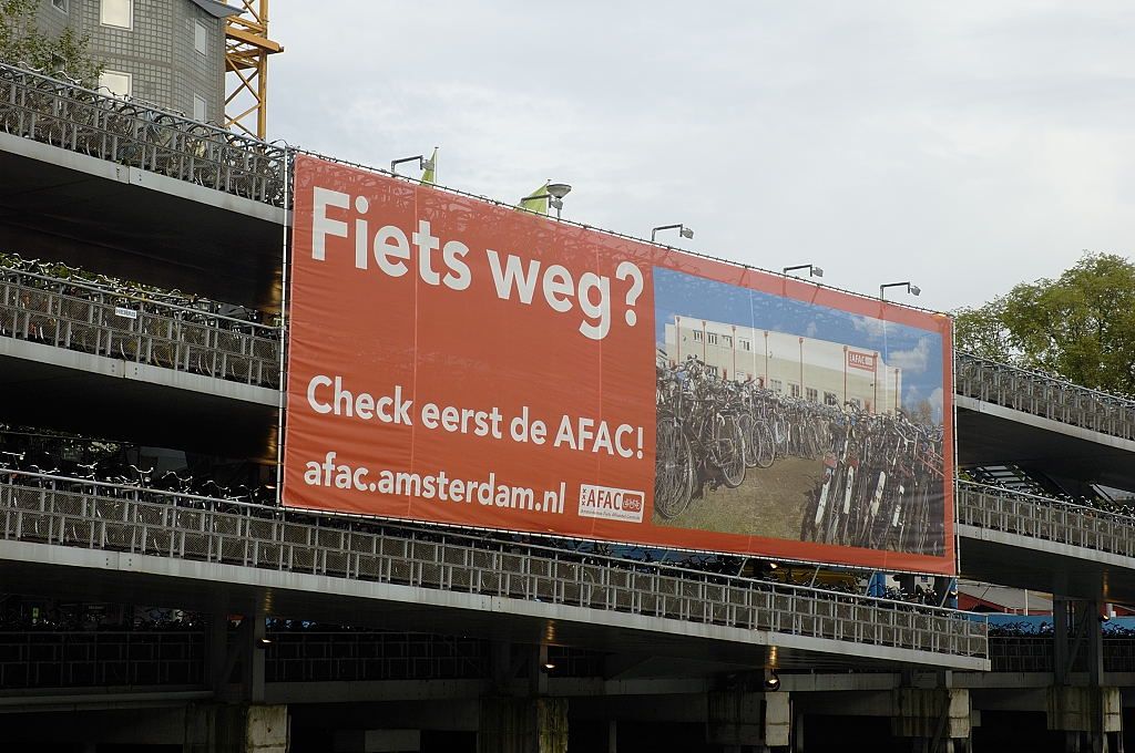 Fietsflat Stationsplein - Amsterdam
