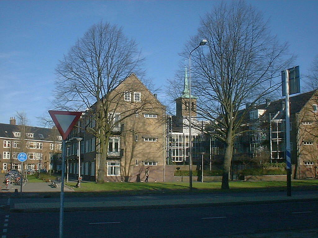 Uiterwaardenstraat - Maarten Lutherkerk - Amsterdam