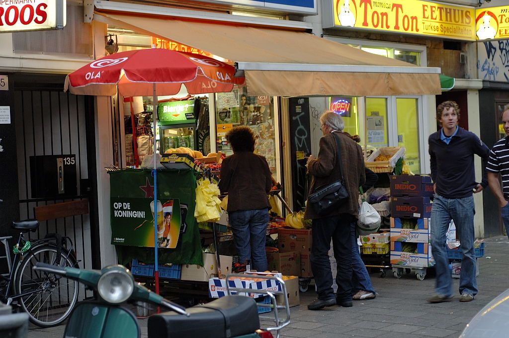 Rozengracht - Groente en fruitwinkel Roosmarkt - Amsterdam