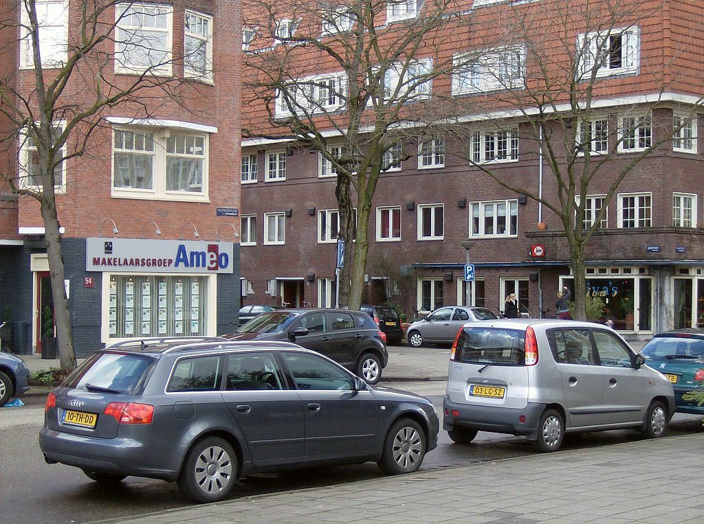 Merwedeplein - Hoek Jekerstraat - Amsterdam