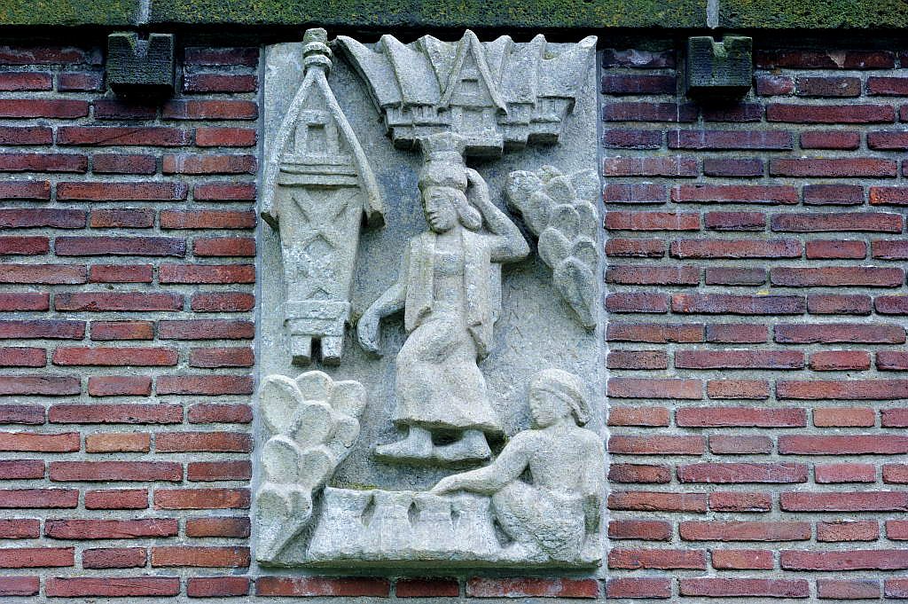 Monument Indie Nederland (vml. Van Heutsz Monument) - Amsterdam