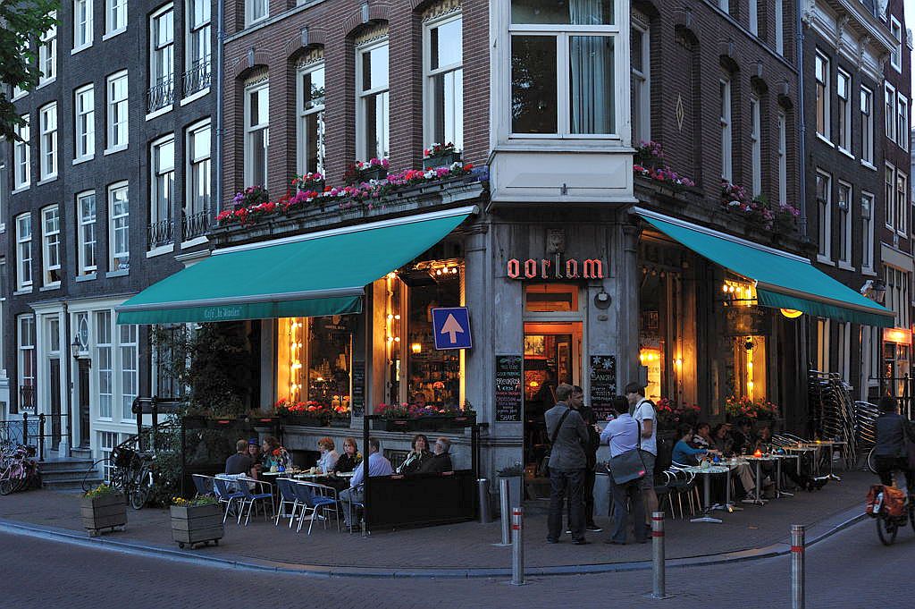 Kloveniersburgwal - Hoek Staalstraat - Amsterdam