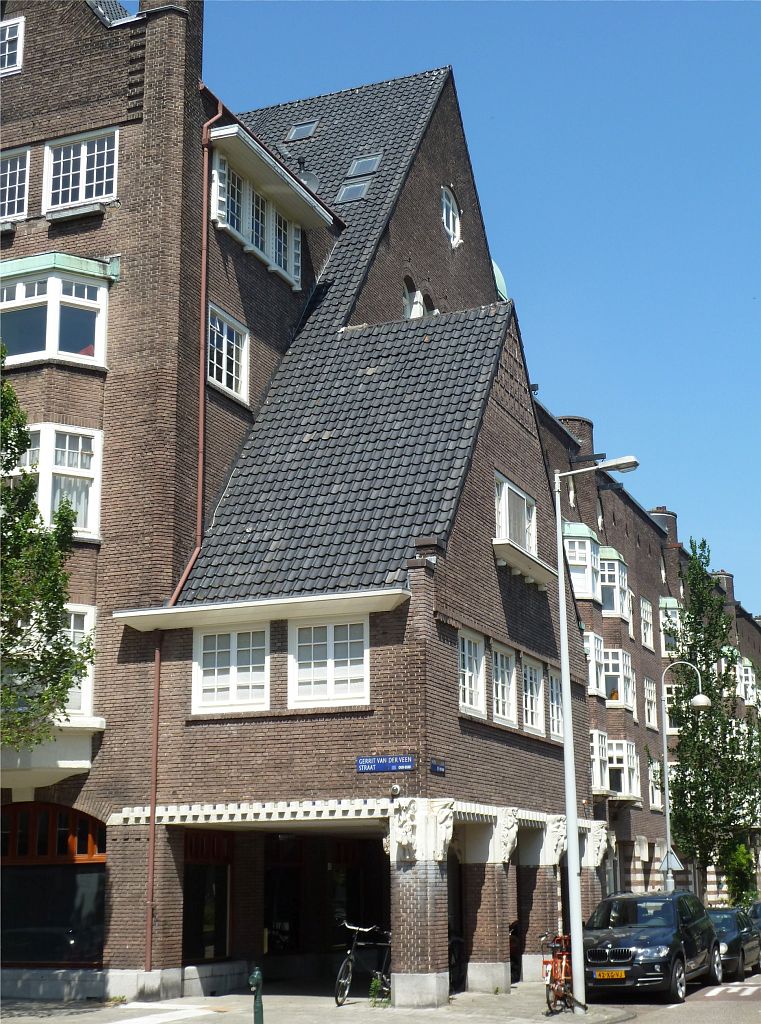 Minervalaan - Hoek Gerrit van der Veenstraat - Amsterdam