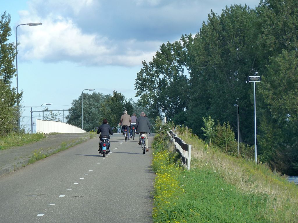 Fietsbrug over de A2 - Amsterdam
