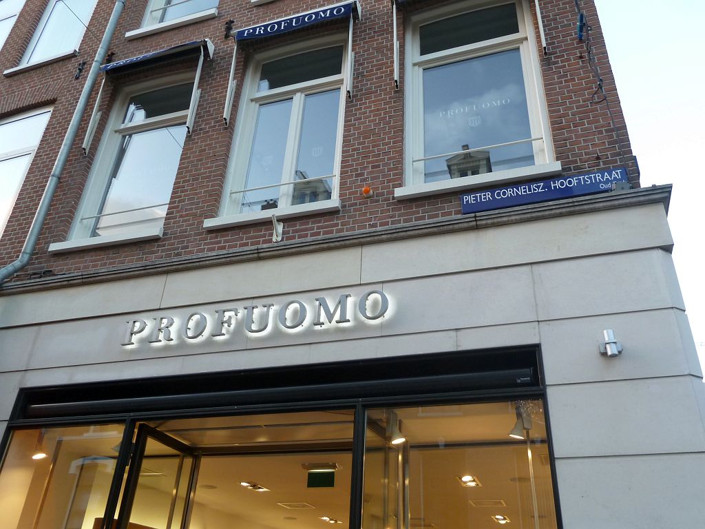 P.C. Hooftstraat - Profuomo - Amsterdam