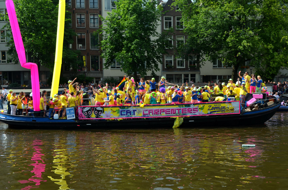 Canal Parade 2012 - Deelnemer Bastiaan van Schaik en TESSisMORE - Amsterdam