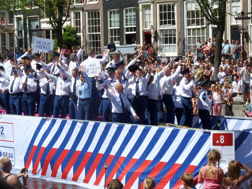 Canal Parade 2013 - Deelnemer Roze in Blauw - Amsterdam