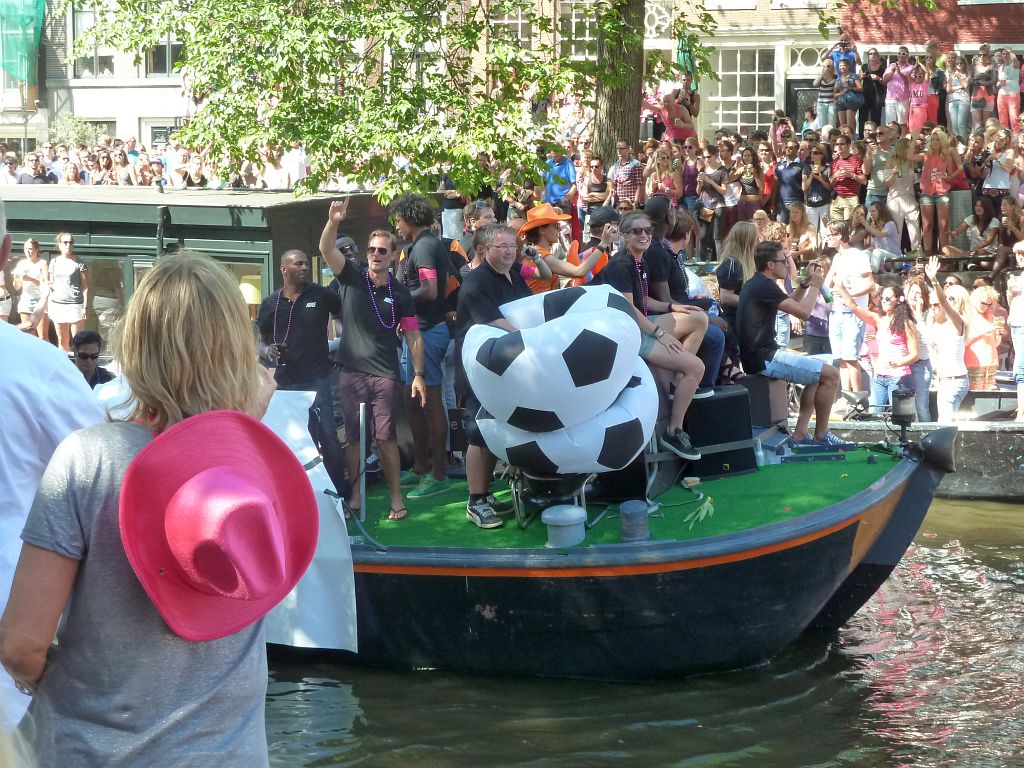 Canal Parade 2013 - Deelnemer KNVB - Amsterdam