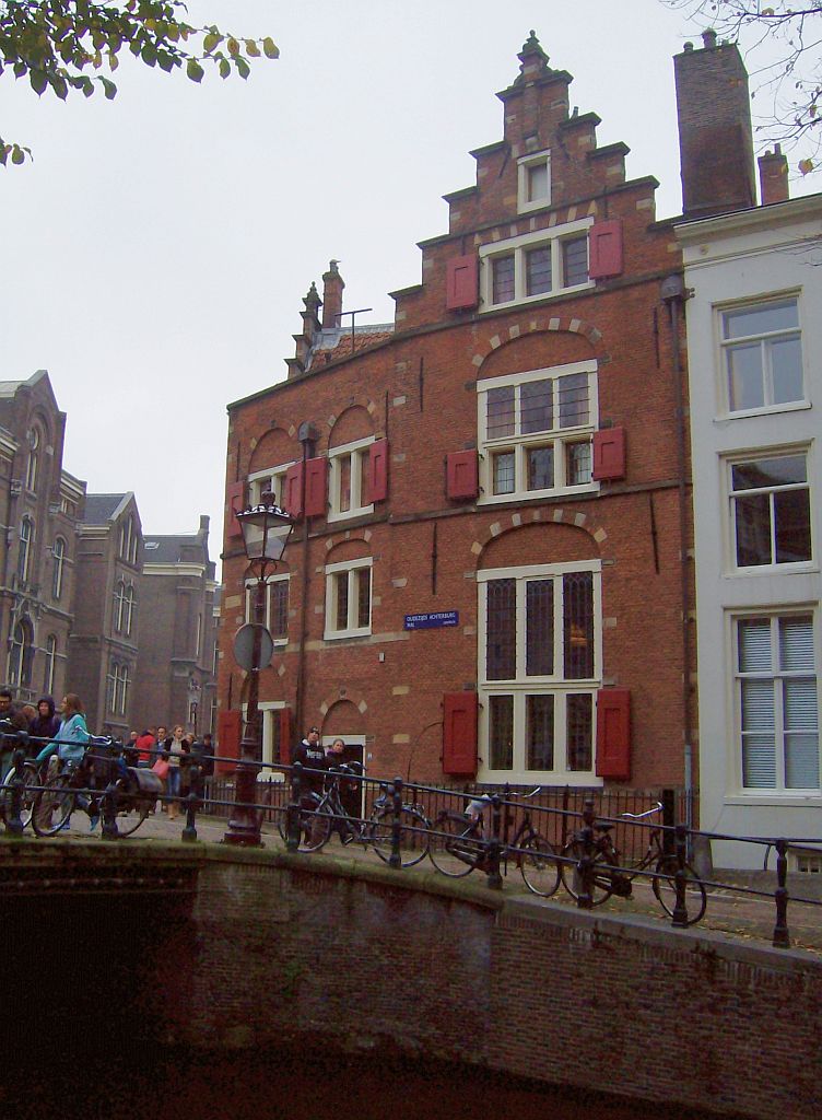 Oudezijds Achterburgwal - Gasthuisbrug (Brug 218) - Amsterdam