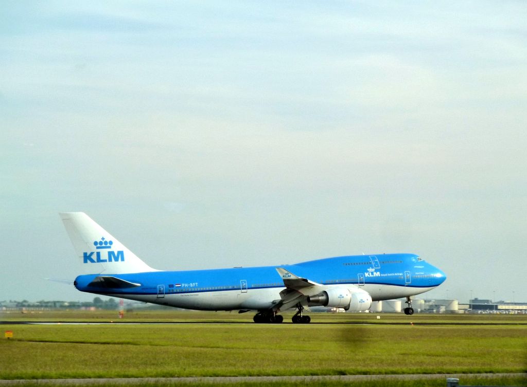 Buitenveldertbaan - PH-BFT Boeing 747-406M - Amsterdam