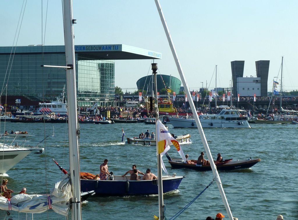 Sail 2015 - Het IJ en MuziekGebouw aan t IJ - Amsterdam