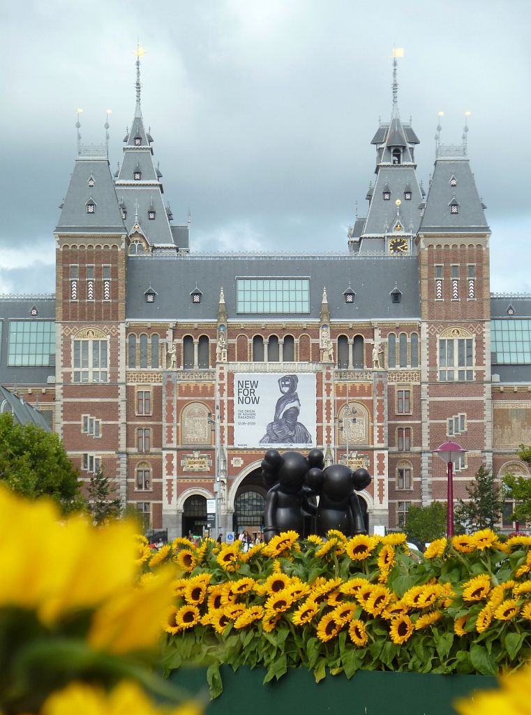 Van Gogh Museum - 125.000 Zonnebloemen ivm Opening Entree en Rijksmuseum - Amsterdam
