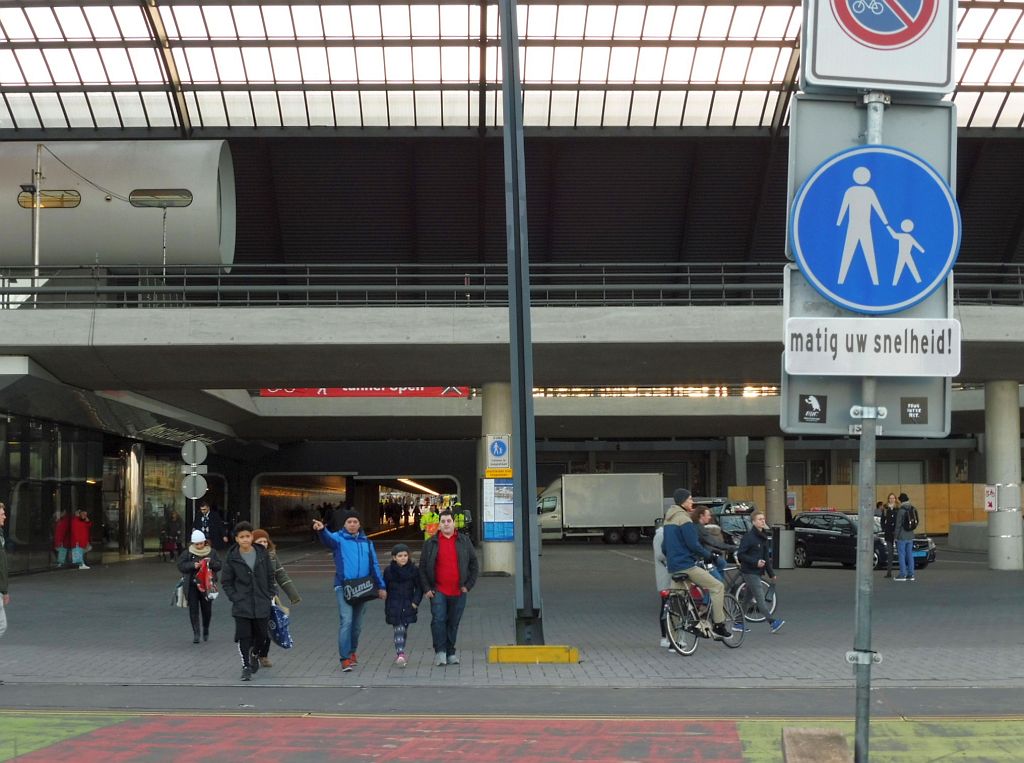 Centraal Station - De Ruijterkade - Amsterdam