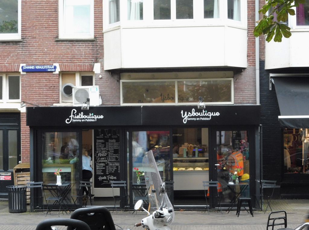 Johannes Verhulststraat - Frietboutique en IJsboutiqueSammy en Pebbles - Amsterdam