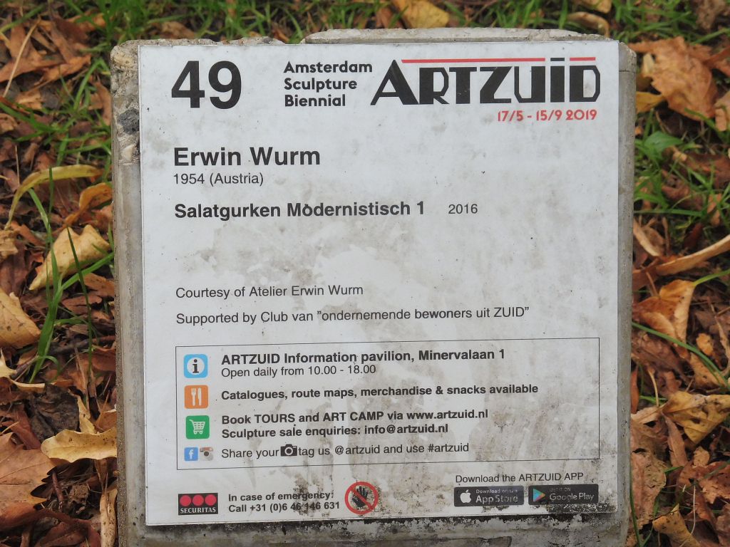 ArtZuid 2019 - Erwin Wurm - Salatgurken Modernistisch - Amsterdam