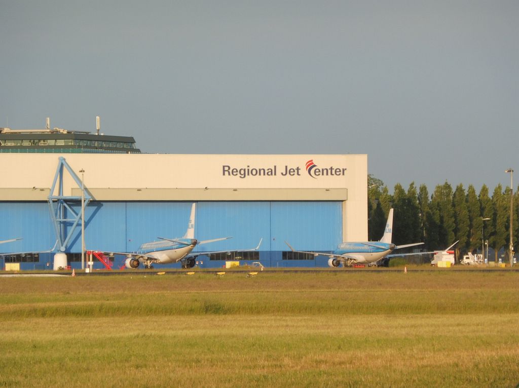 Hangar 73 Anthony Fokker - Regional Jet Center - Amsterdam